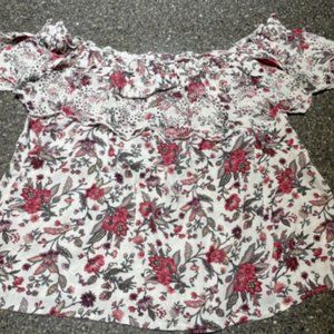 American Eagle Floral Blouse